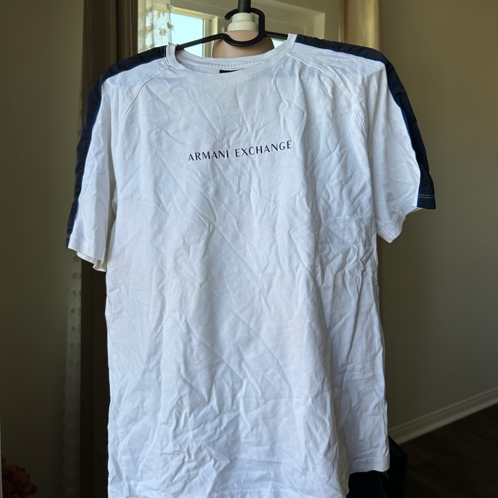 Men’s Armani Exchange White & Dark Blue T-Shirt - Size M
